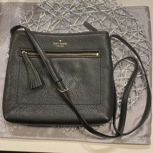 Black Kate Spade purse